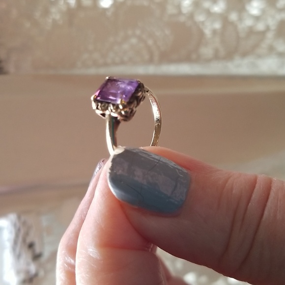 Vintage 10K gold ring with Amethyst stone - Picture 8 of 10